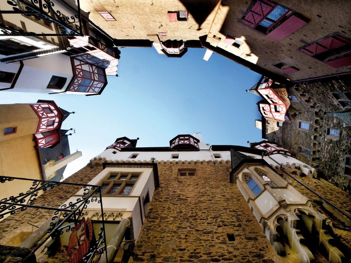 Burg Eltz Schlösser und Gärten in Deutschland eV