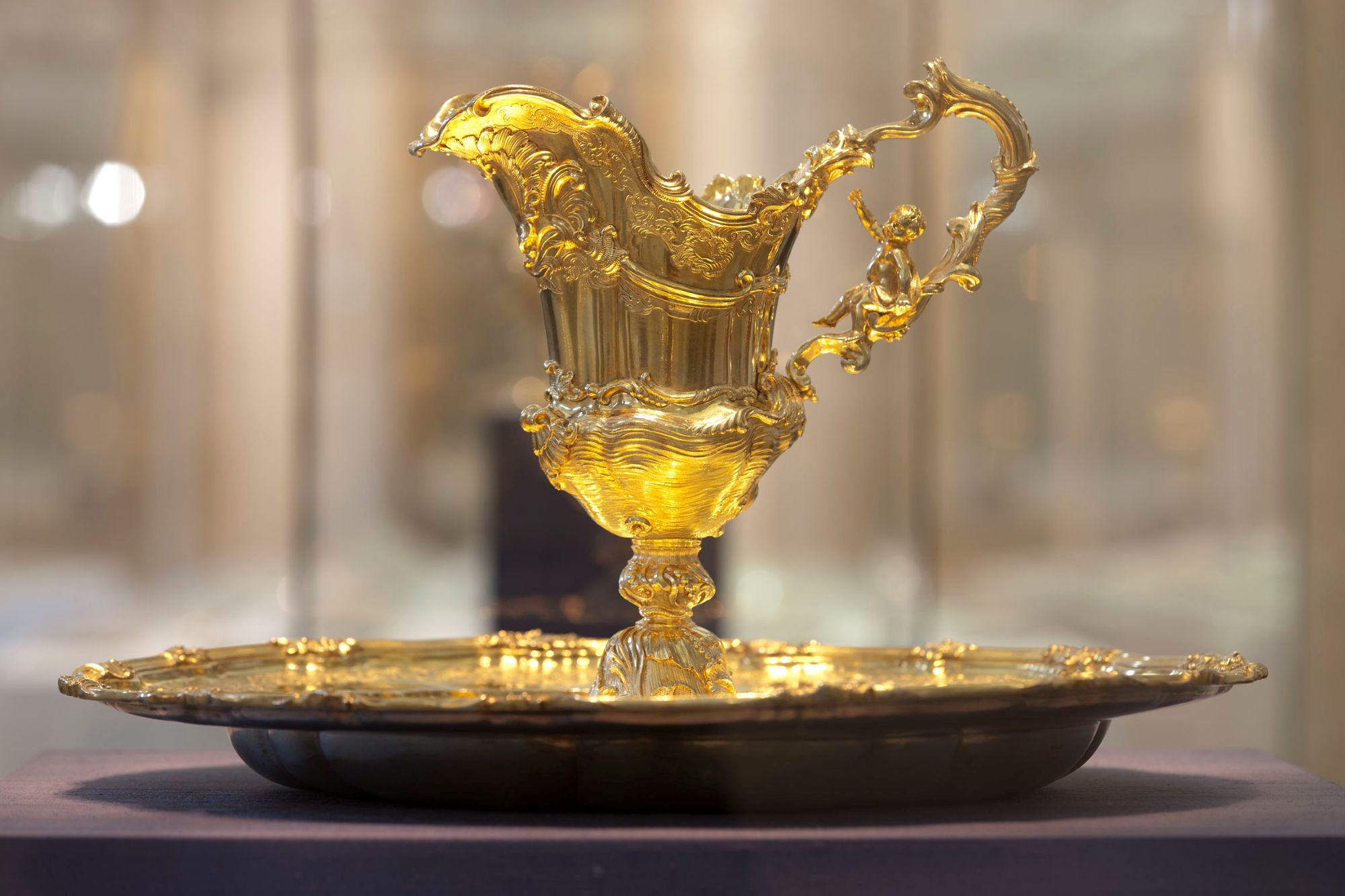 Goldenes Taufgeschirr aus der Fürstlichen Schatzkammer von Schloss St. Emmeram, (c) Foto: Uwe Moosburger, www.altrofoto.de