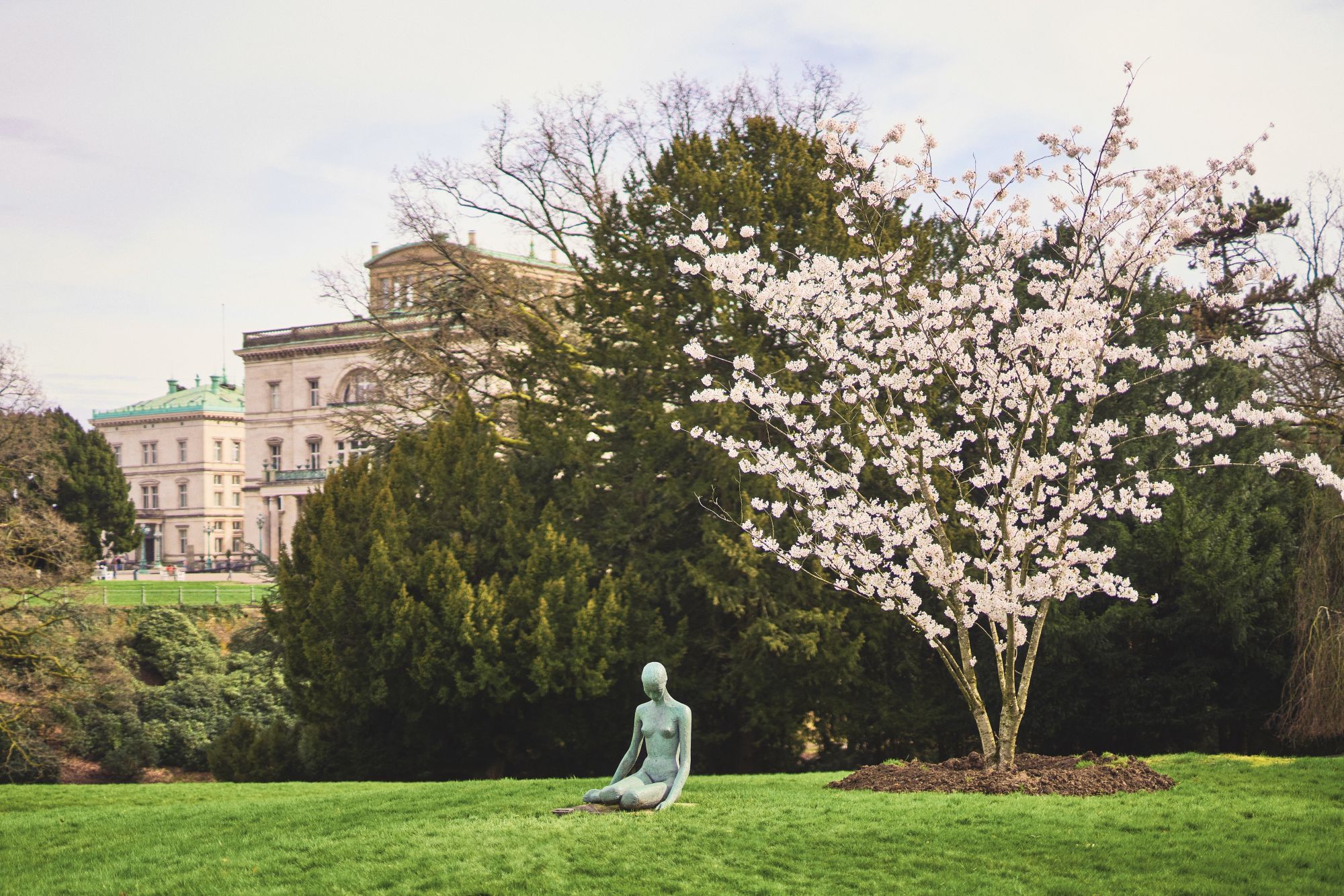 Hügel-Park, Villa, Park und Skulptur (c) Krupp-Stiftung, Foto Peter Gwiazda (13)_klein