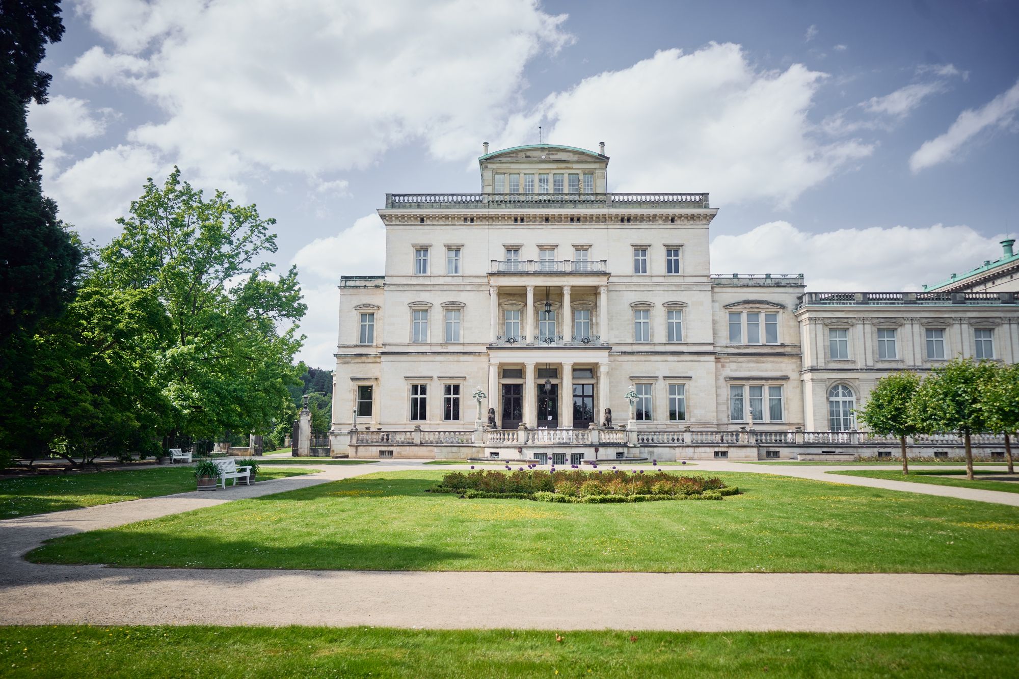 Villa Hügel Parkseite, (c) Krupp-Stiftung, Foto Peter Gwiazda