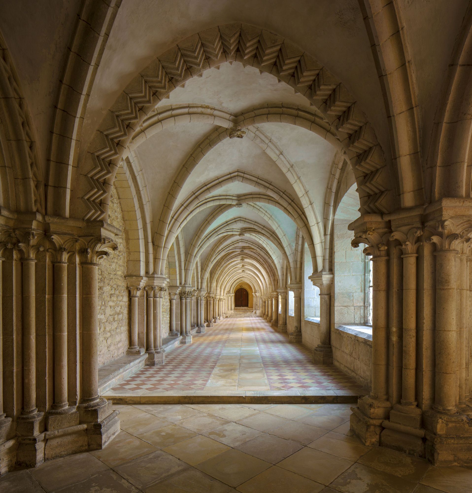 Mittelalterlicher Kreuzgang des Reichsklosters St. Emmeram, (c) Foto: Fürst Thurn und Taxis Zentralarchiv